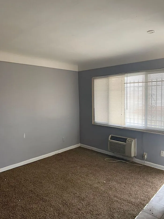 1 bed, 1.0 bath, 600 sqft, $900 — Photo 3
