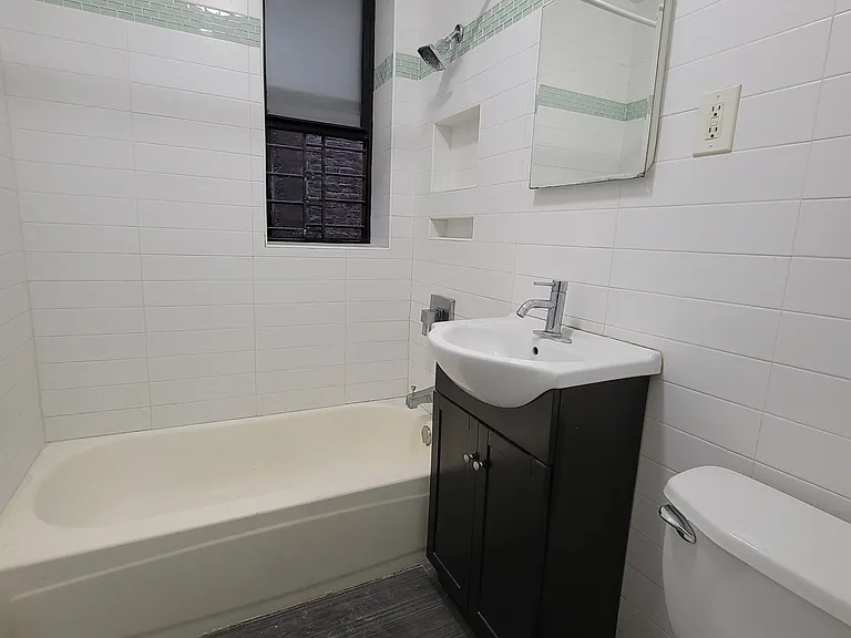 234 W 122nd St #4C — Photo 5