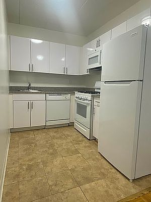 5th image of 64-62 Booth St #6J