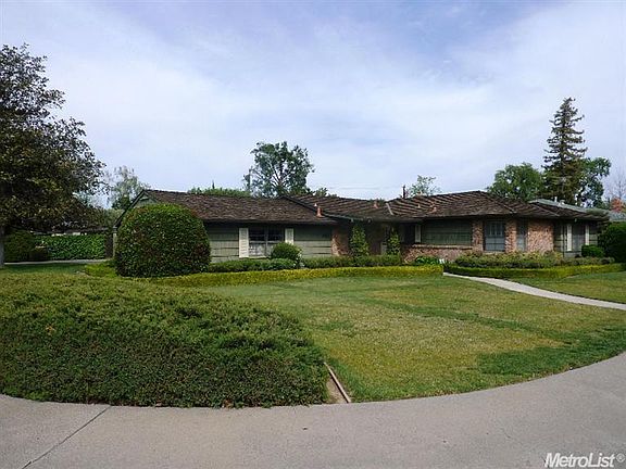 2nd image of 203 Buena Tierra Dr