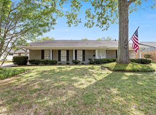 2080 Chevy Chase Ln, Beaumont, TX 77706
