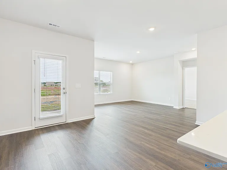 115 Betty Williams Dr — Photo 23