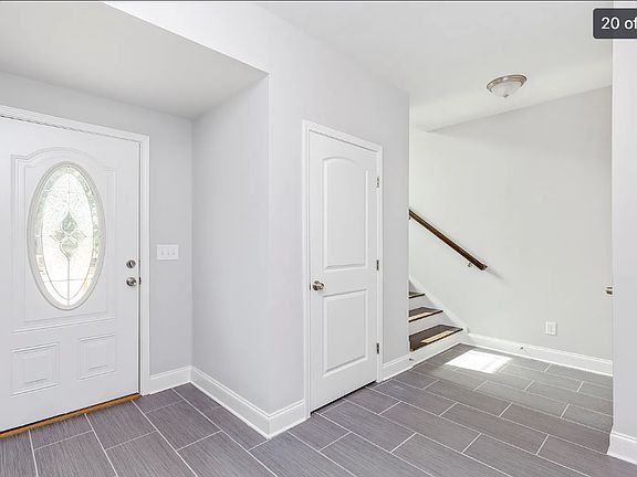 5th image of 2434 Rose Palm Ct
