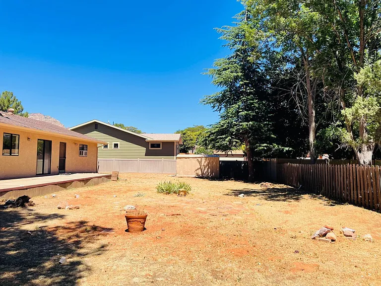 110 Valley Trl — Photo 26