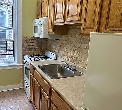 2nd image of 6804 Owls Head Ct #3B