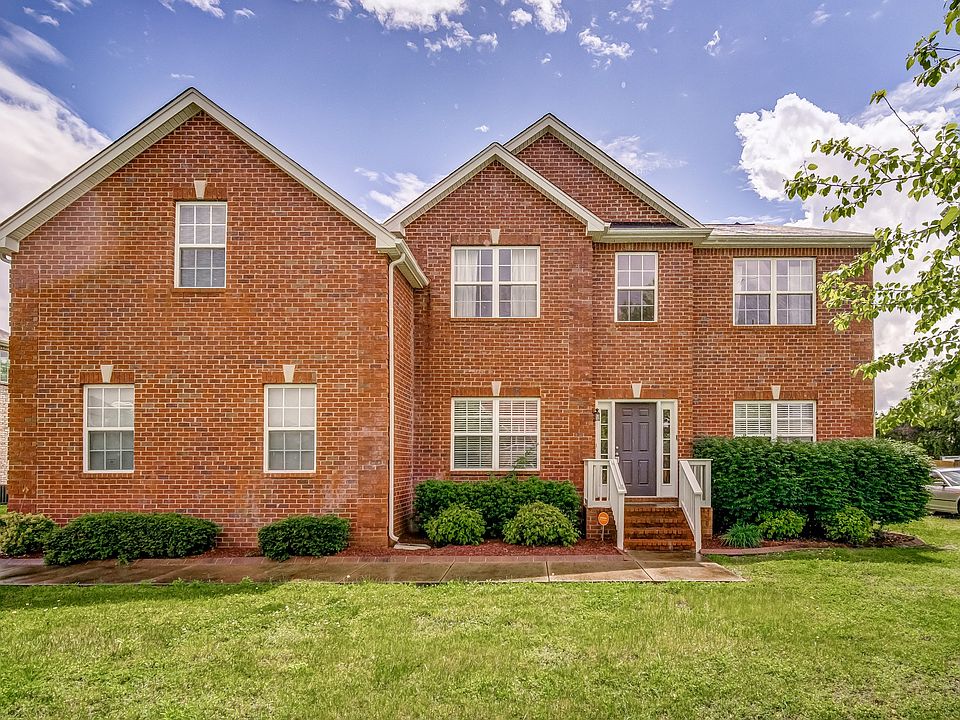 1st image of 409 Brickle Dr