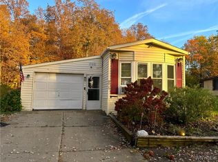 36 Highridge Ter, Hamburg, NY