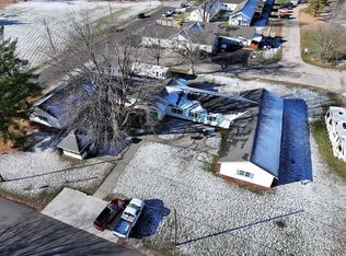 E11062 Center Rd, North Freedom, WI 53951