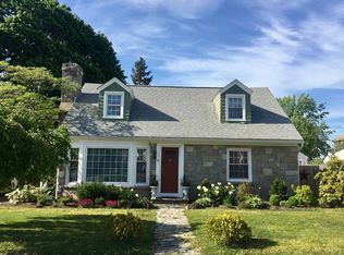 18 Edendale Ave, Pawtucket, RI 02861
