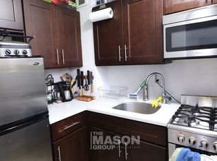 514 W 48th St #2S, New York, NY 10036