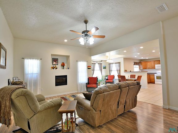 4th image of 2119 Northglen Dr