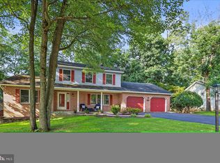 141 Windsor Ct, Hanover, PA 17331