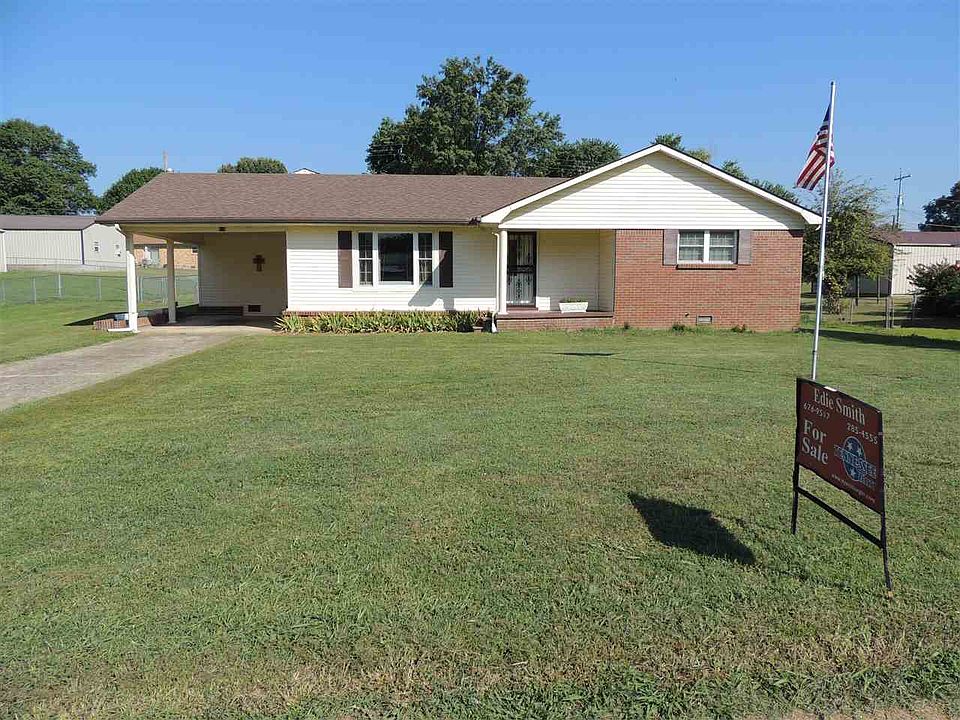 1st image of 818 Hollow Creek Dr