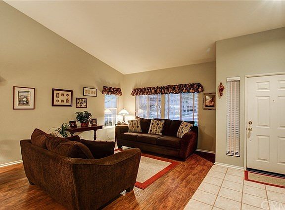4th image of 42320 Iron Gate Ln