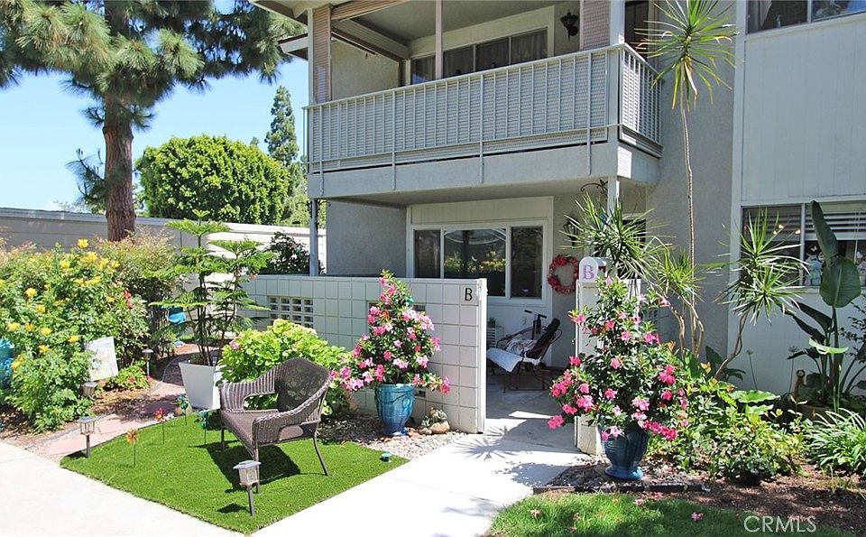 1st image of 379 Avenida Castilla #B