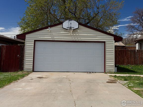2nd image of 3003 Sunset Dr