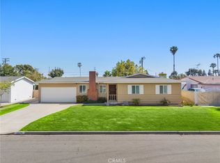 2574 W Heffron Dr, Anaheim, CA 92804