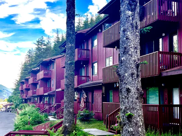 2196 Lawson Creek Rd APT D, Juneau, AK 99824