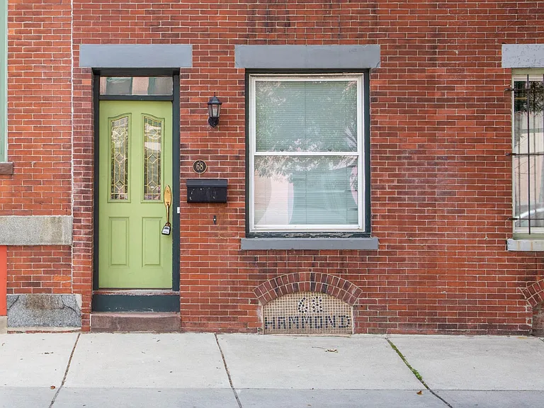 68 Hammond St — Photo 10