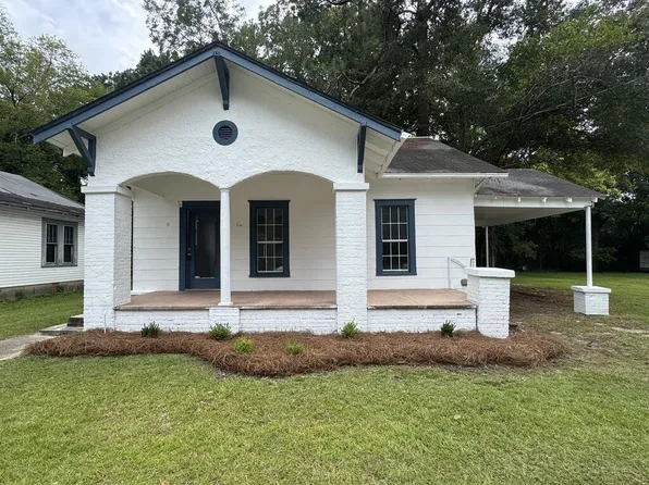 613 Catalpa Ave, Dothan, AL 36301