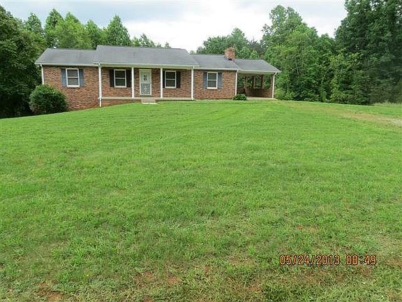 3rd image of 71 Cassell Dr
