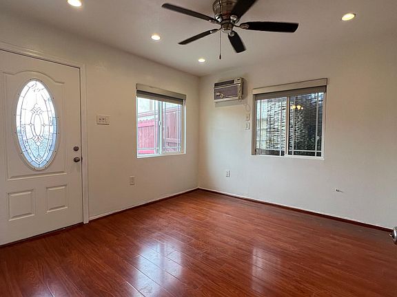 4th image of 511 S Del Mar Ave Unit C