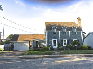 59 Bryant Rd, Cranston, RI 02910