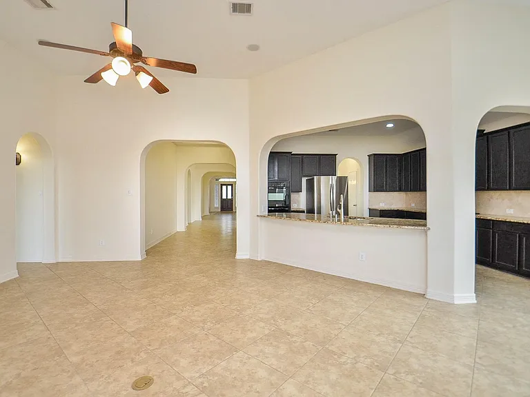6510 Arroyo Springs Ln — Photo 4