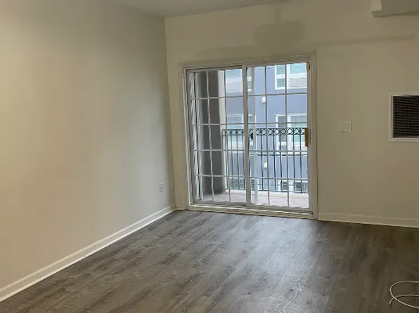 318 54th St APT 1L, West New York, NJ 07093