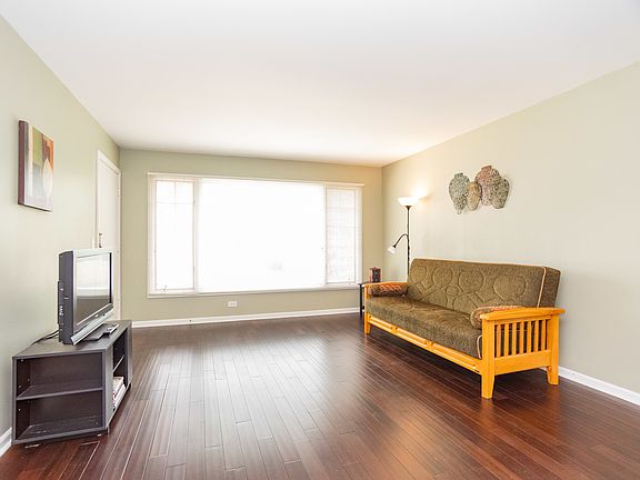4th image of 1508 Plymouth Pl APT 2E