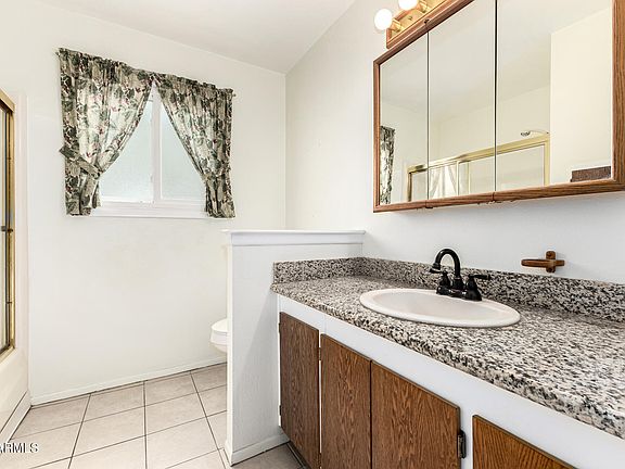 3rd image of 6743 S NEWBERRY Road