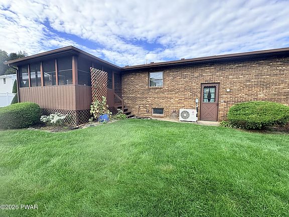 4th image of 19 Marion Cir