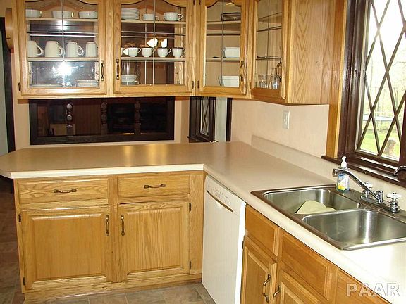 5th image of 1903 W Teton Dr