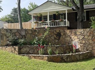 4006 Terrace Dr, Acworth, GA 30101