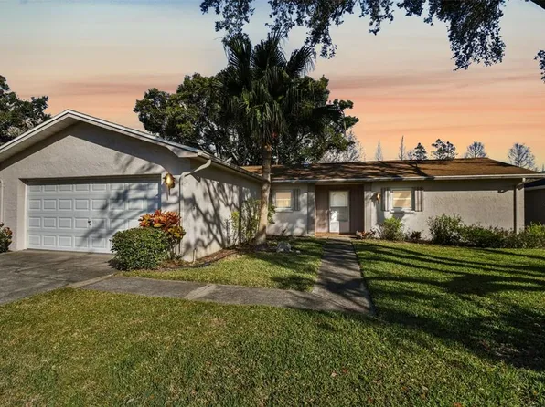 11233 107th Ave, Seminole, FL 33778