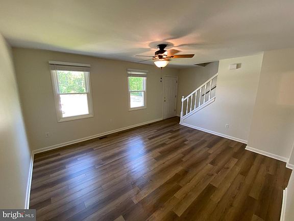 2nd image of 5275 Daffodil Dr