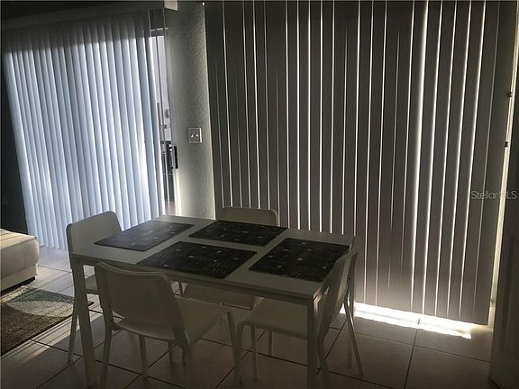 5th image of 3189 Tamarind Cir