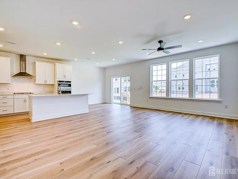 13 Griffin Ln — Photo 11