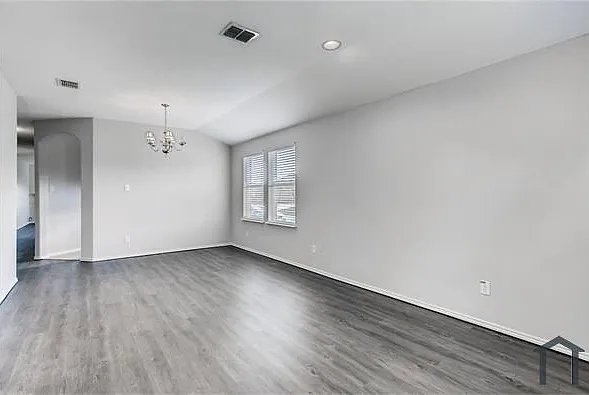 540 Coolidge Ln — Photo 6