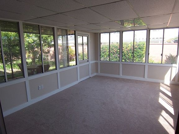 3rd image of 5821 Los Molinos Dr