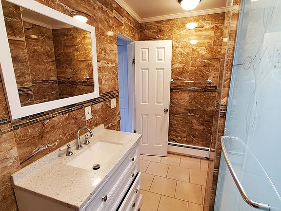 3rd image of 126-27 148th St #126-27