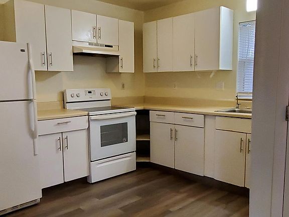 4th image of 2626.5 18th St S