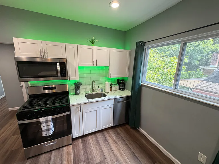 Kitchen - over/under cabinet lighting can be changed to any color or white