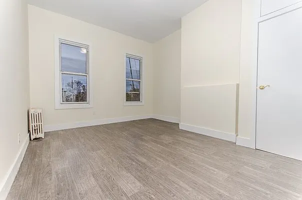 Rented by EXR | media 4