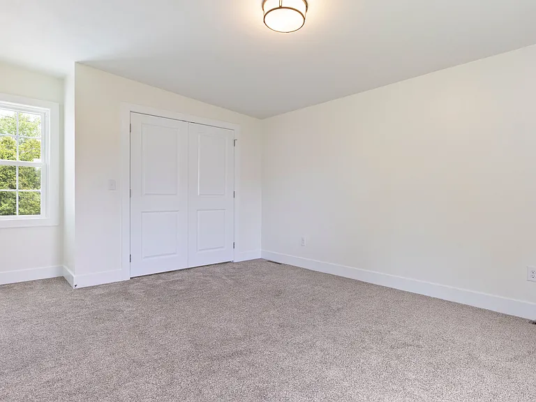 116 Winchester Dr — Photo 23