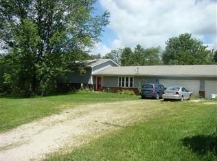 5284 E Lovell Rd, Pekin, IN 47165