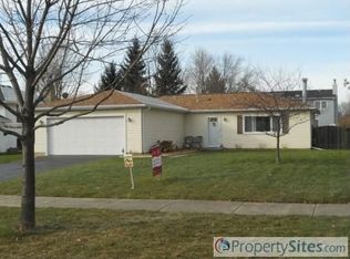 6S024 Timberlane Dr, Naperville, IL 60563