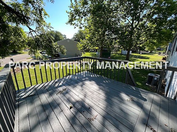2839SheffieldDeckW_08032023