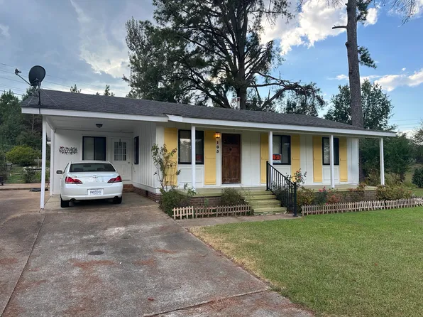 105 Eudora Heights Dr, Booneville, MS 38829