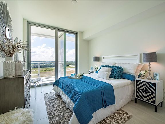 5th image of 2000 Metropica Way #908